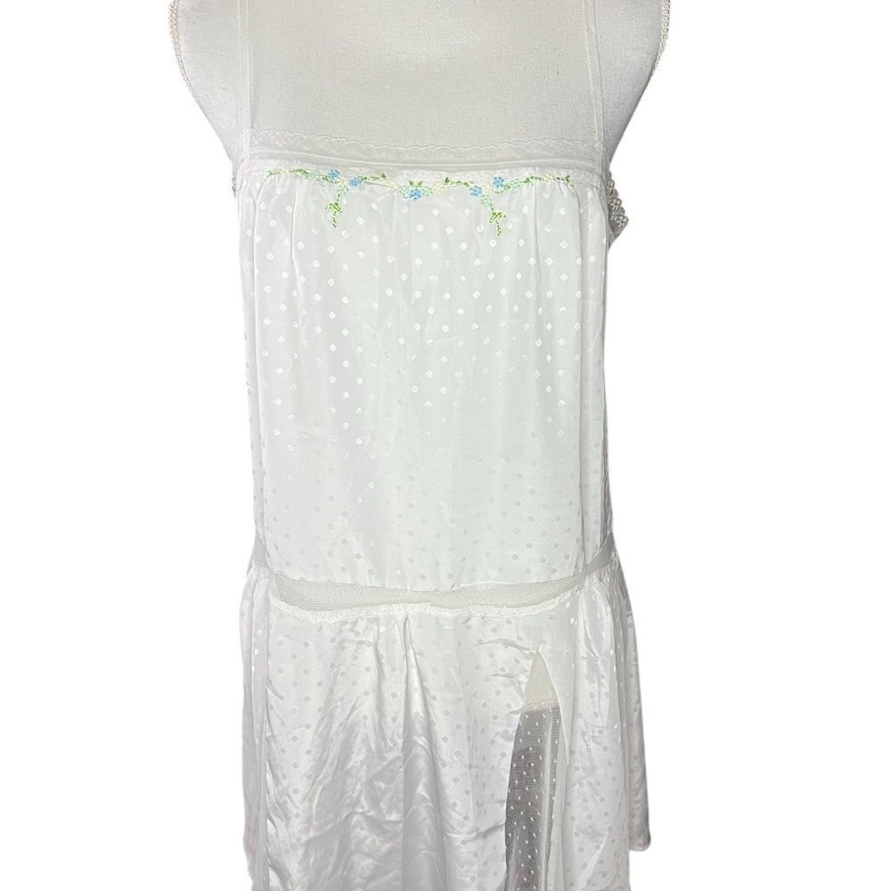 Victoria's Secret White Polka Dot Slip